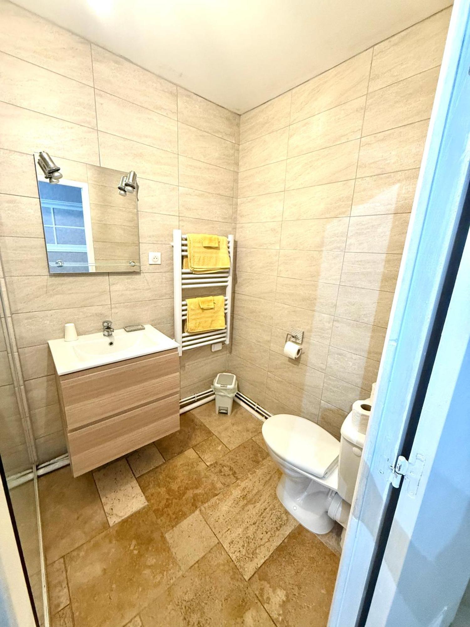 Le Retro Apartment Saint-Laurent-sur-Saone Bagian luar foto